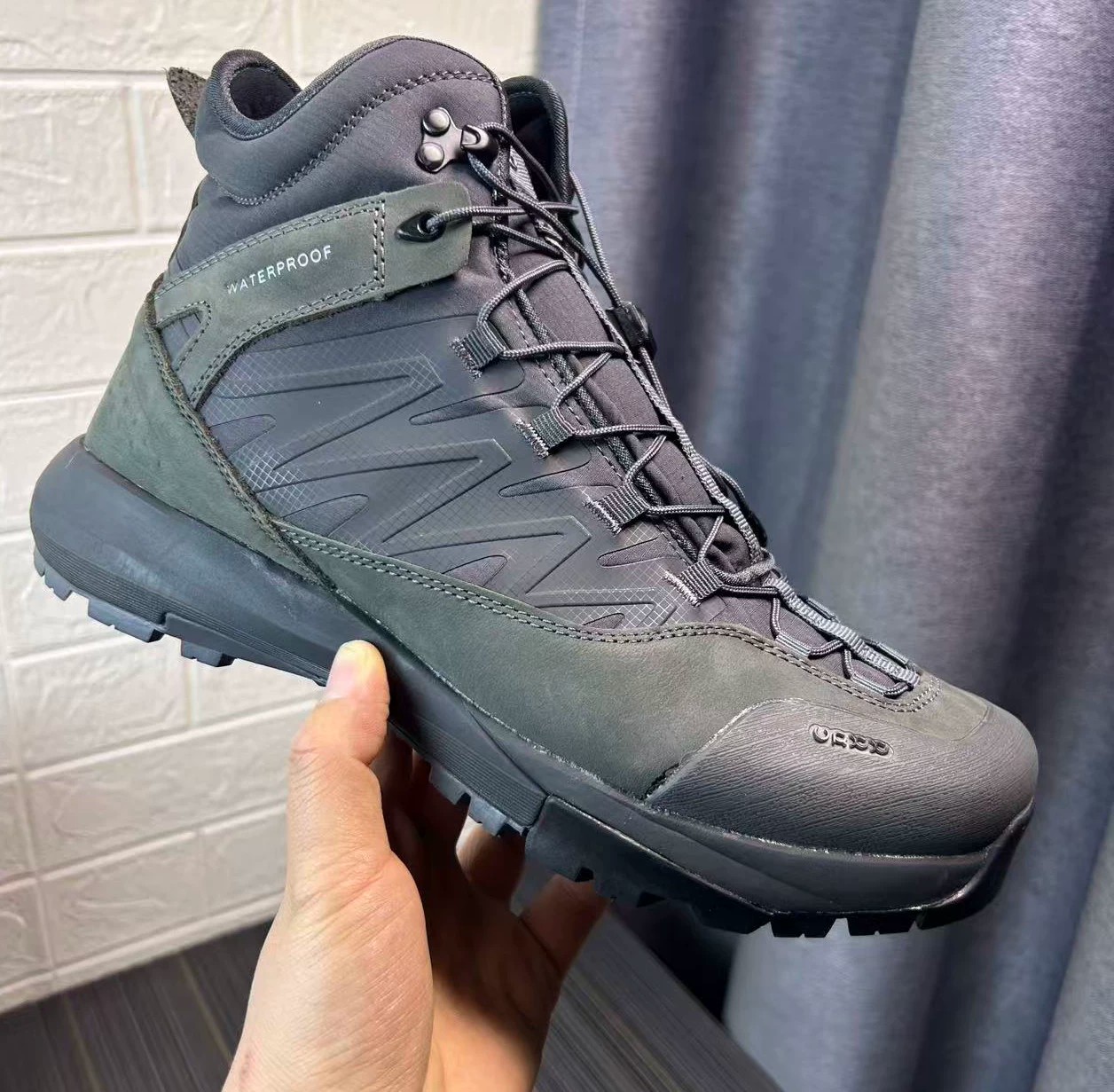รองเท้าหนังหุ้มข้อสูงสำหรับเดิ - Hunting Outdoor Brand บทวิจารณ์และราคา